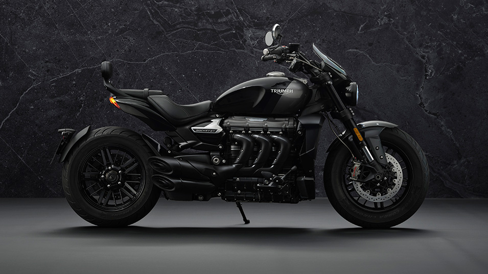 TRIUMPH ROCKET 3 GT TRIPLE 
BLACK